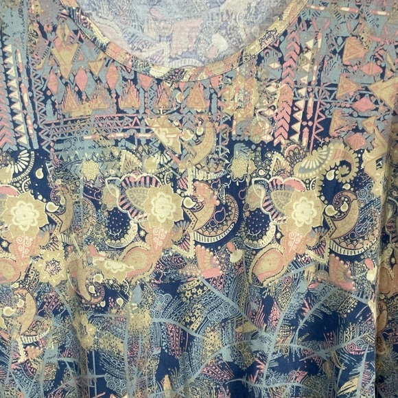 Lularoe Perfect T-Shirt - Picture 2 of 10